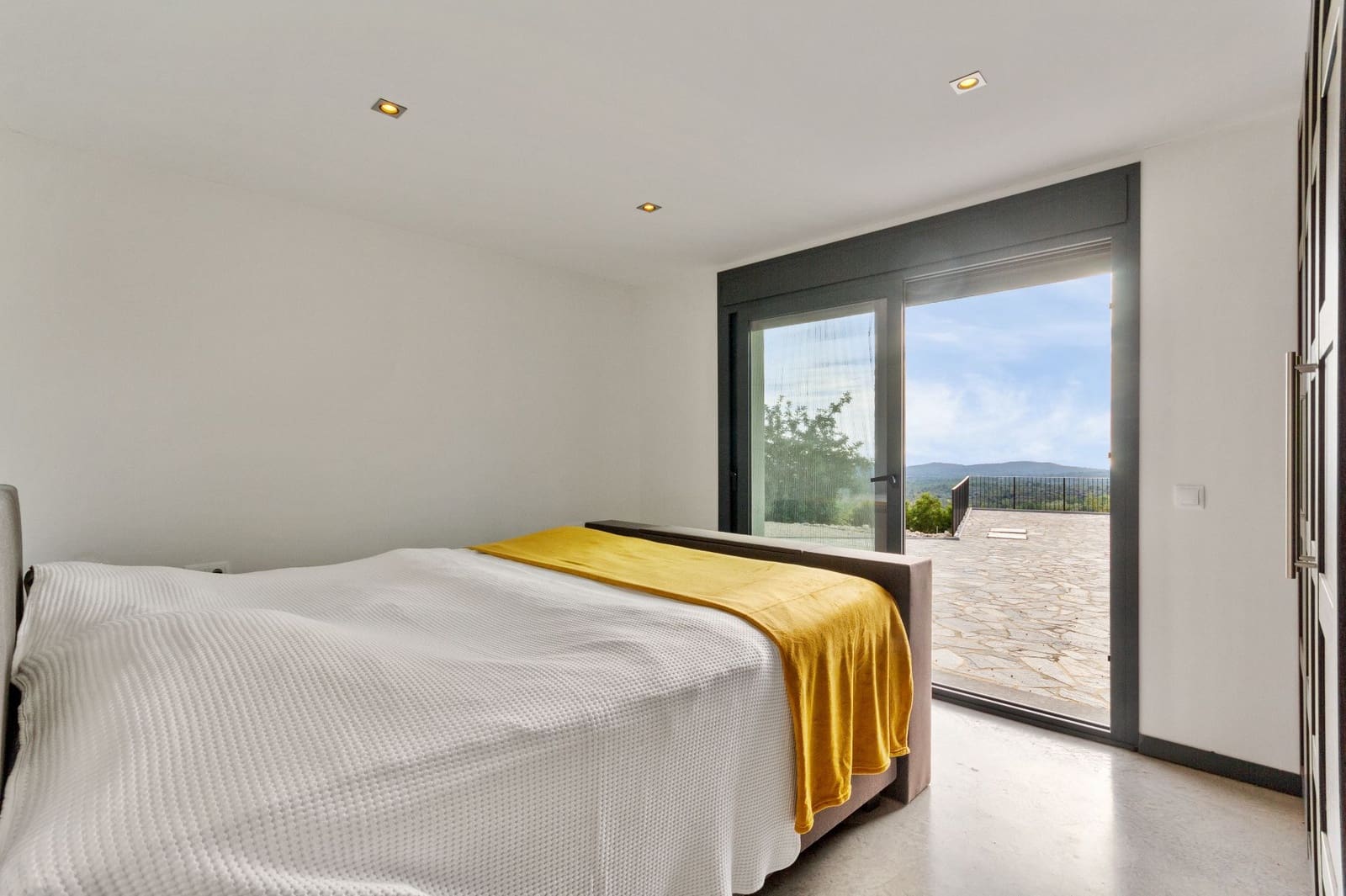 4 bedroom Finca/Country House for sale in Cervera del Maestre / Cervera del Maestrat with pool garage - € 665,000 (Ref: 9307267)