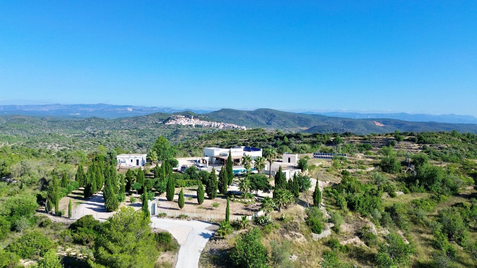4 bedroom Finca/Country House for sale in Cervera del Maestre / Cervera del Maestrat with pool garage - € 665,000 (Ref: 9307267)