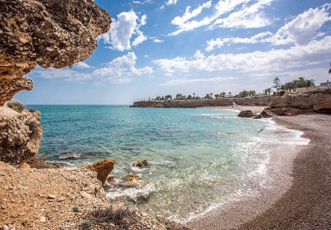 3 sypialnia Dom na sprzedaż w Vinaros z basenem garażem - 271 500 € (Ref: 9332863)