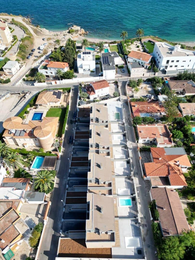 3 sypialnia Dom na sprzedaż w Vinaros z basenem garażem - 271 500 € (Ref: 9332863)