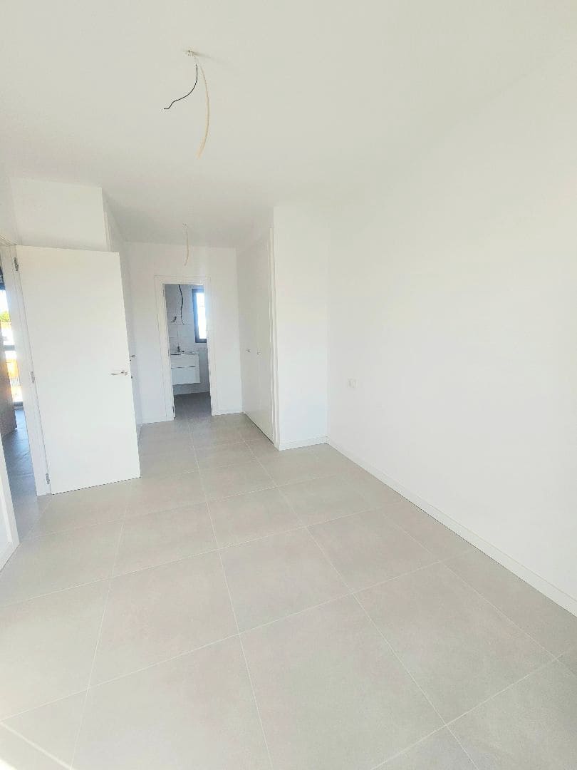 3 sypialnia Dom na sprzedaż w Vinaros z basenem garażem - 271 500 € (Ref: 9332863)