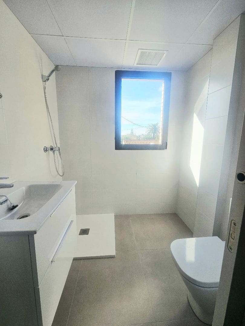 3 sypialnia Dom na sprzedaż w Vinaros z basenem garażem - 271 500 € (Ref: 9332863)