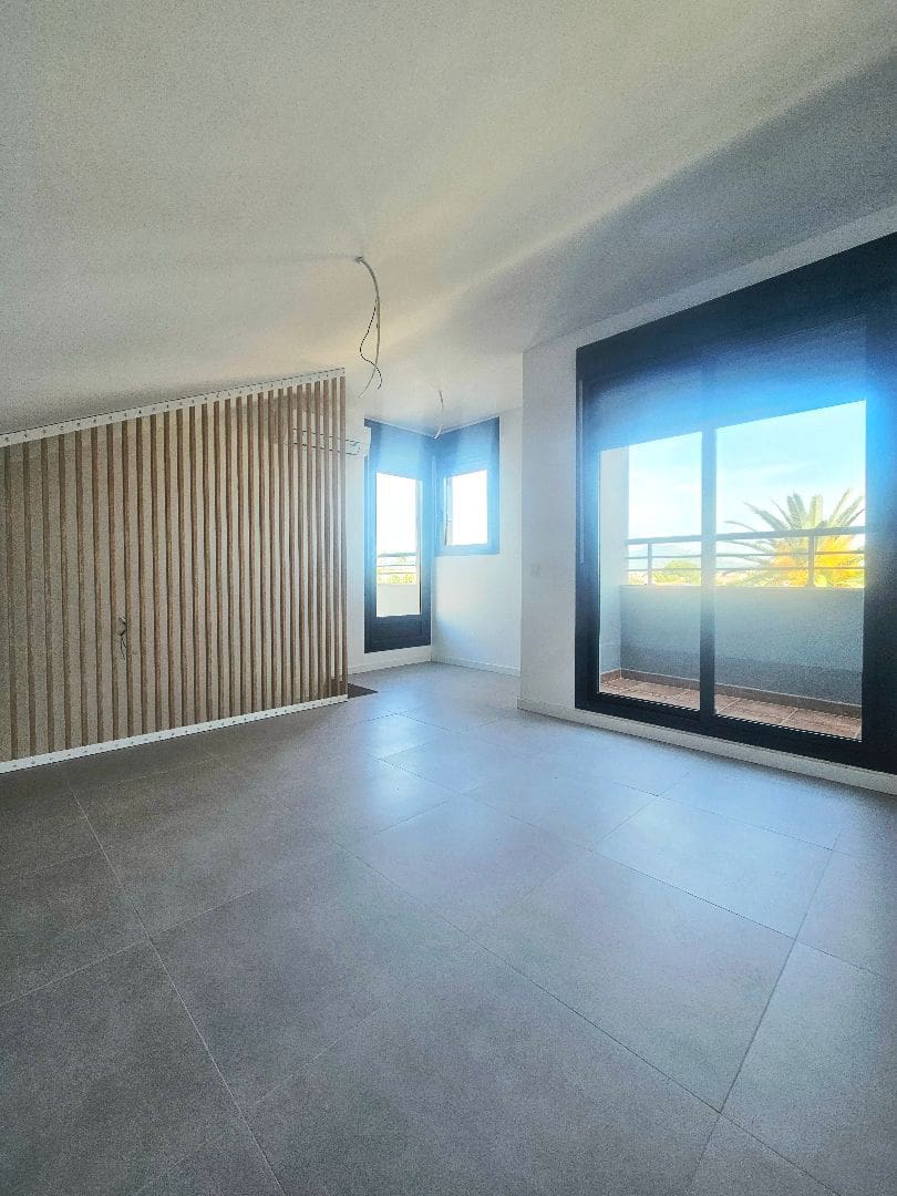 3 sypialnia Dom na sprzedaż w Vinaros z basenem garażem - 271 500 € (Ref: 9332863)