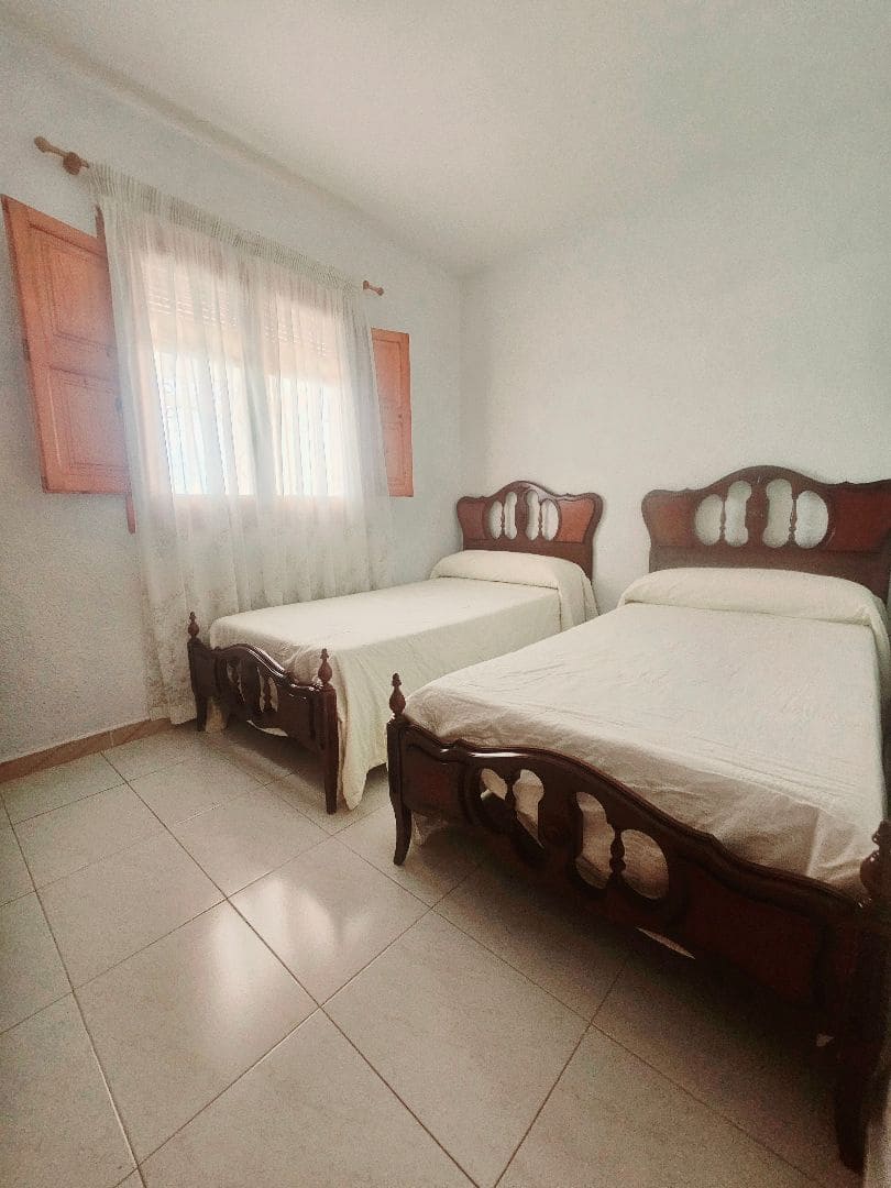 1 quarto Quinta/Casa Rural para venda em Calig com piscina garagem - 150 000 € (Ref: 9354037)