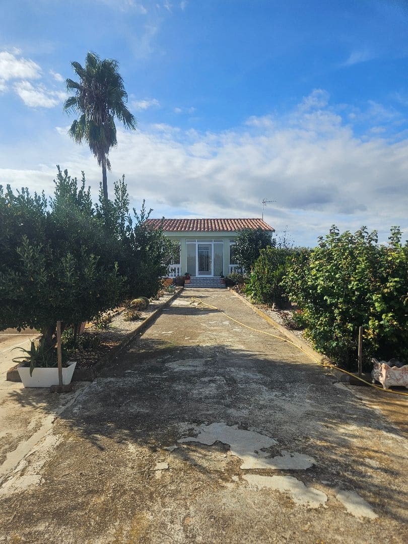 1 quarto Quinta/Casa Rural para venda em Calig com piscina garagem - 150 000 € (Ref: 9354037)