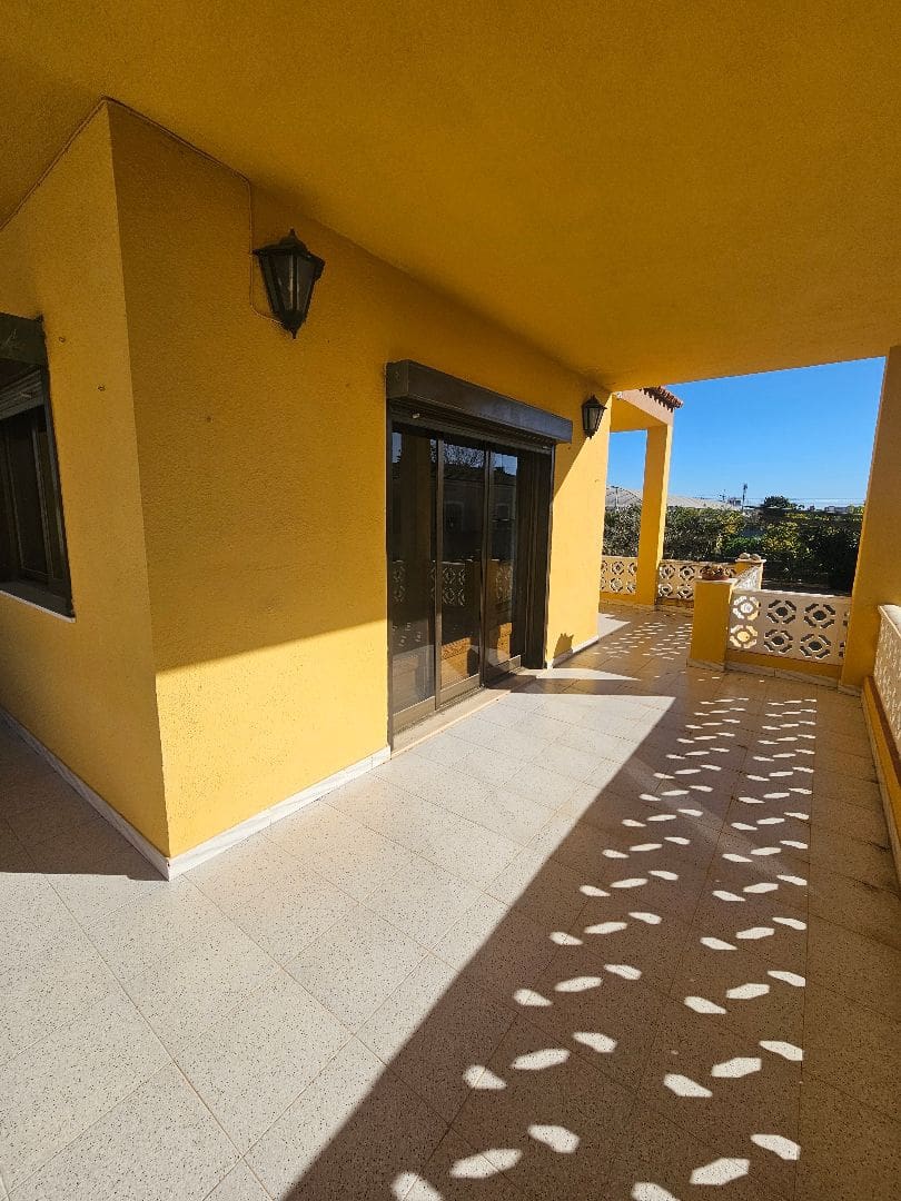 5 soveværelse Villa til salg i Benicarlo med swimmingpool garage - € 590.000 (Ref: 9438906)