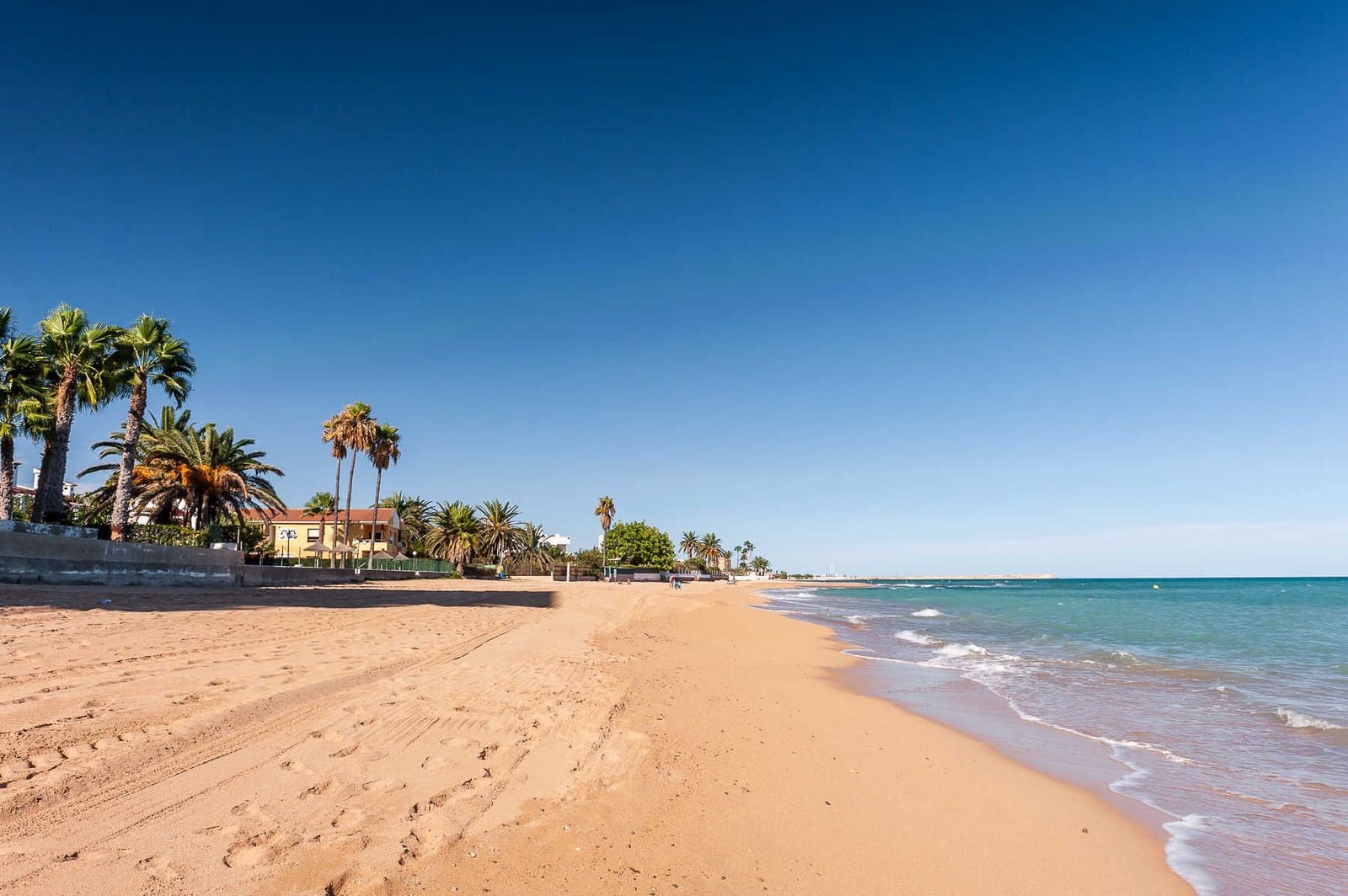 5 soveværelse Villa til salg i Benicarlo med swimmingpool garage - € 590.000 (Ref: 9438906)