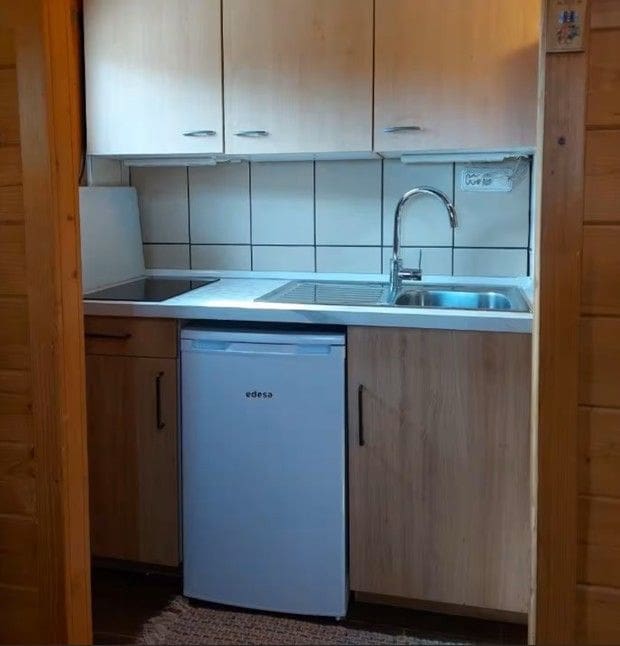 3 makuuhuone Maalaistalo myytävänä paikassa Calig mukana uima-altaan 
autotalli - 590 000 € (Ref: 9442821)