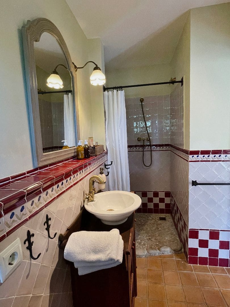 9 soveværelse Finca/Landehus til salg i Cervera del Maestre / Cervera del Maestrat med swimmingpool - € 1.200.000 (Ref: 9517936)