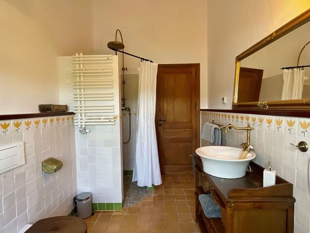 9 soveværelse Finca/Landehus til salg i Cervera del Maestre / Cervera del Maestrat med swimmingpool - € 1.200.000 (Ref: 9517936)