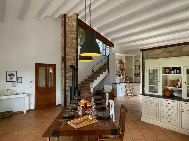 9 soveværelse Finca/Landehus til salg i Cervera del Maestre / Cervera del Maestrat med swimmingpool - € 1.200.000 (Ref: 9517936)