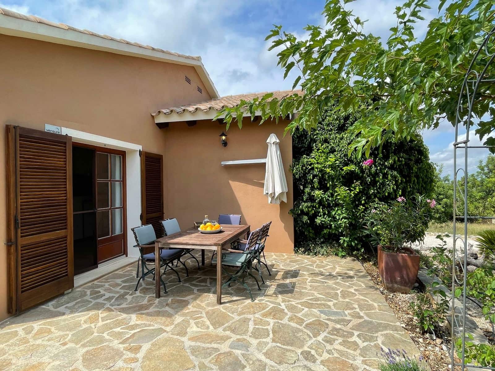 9 soveværelse Finca/Landehus til salg i Cervera del Maestre / Cervera del Maestrat med swimmingpool - € 1.200.000 (Ref: 9517936)