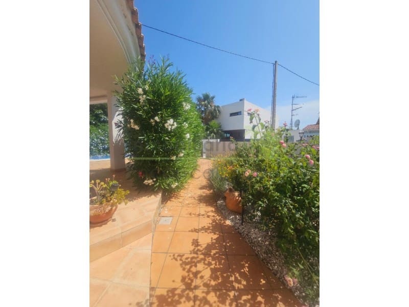 3 soveværelse Villa til salg i Vinaros med swimmingpool garage - € 379.000 (Ref: 9568897)