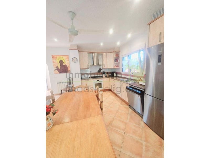 3 soveværelse Villa til salg i Vinaros med swimmingpool garage - € 379.000 (Ref: 9568897)