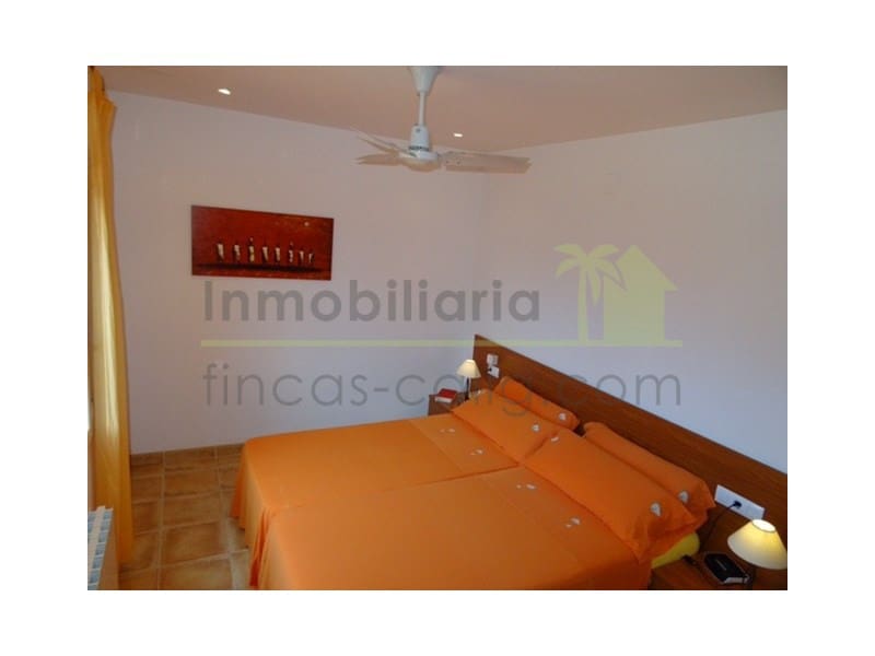 3 soveværelse Villa til salg i Vinaros med swimmingpool garage - € 379.000 (Ref: 9568897)