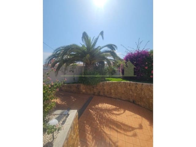 3 soveværelse Villa til salg i Vinaròs med swimmingpool garage - € 379.000 (Ref: 9568897)