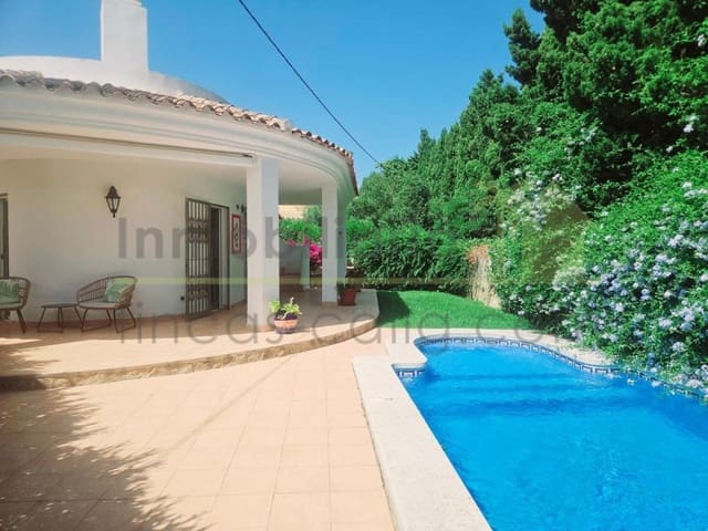 3 soveværelse Villa til salg i Vinaròs med swimmingpool garage - € 379.000 (Ref: 9568897)