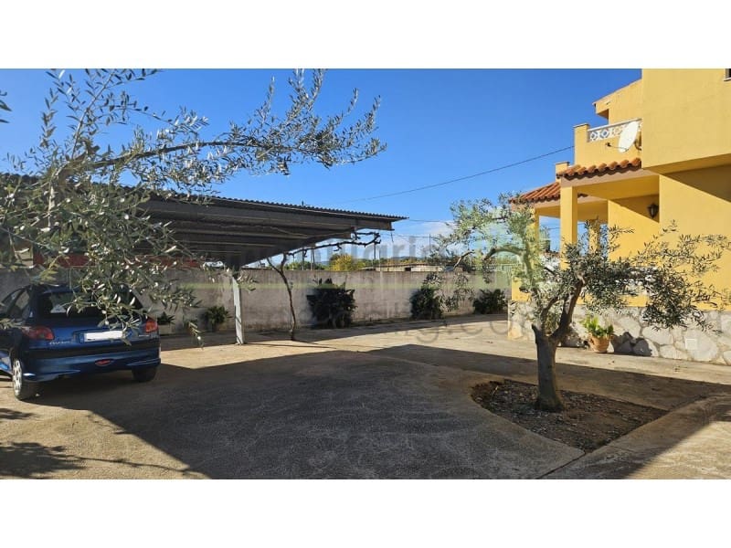 5 soveværelse Villa til salg i Benicarlo med swimmingpool garage - € 590.000 (Ref: 9568901)