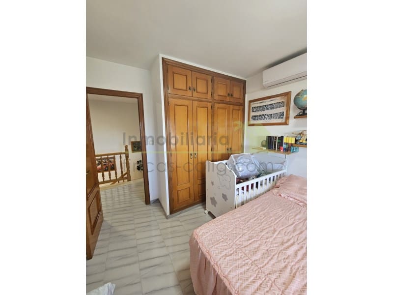 5 soveværelse Villa til salg i Benicarlo med swimmingpool garage - € 590.000 (Ref: 9568901)