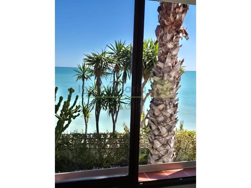 3 bedroom Villa for sale in Benicarlo with garage - € 595,000 (Ref: 9568903)