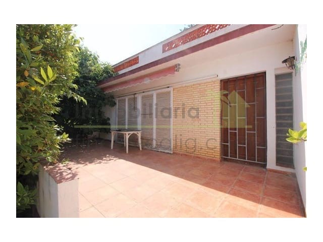 3 soverom Villa til salgs i Vinaròs med svømmebasseng garasje - € 349 000 (Ref: 9568904)