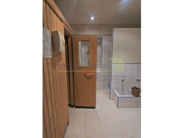 10 soverom Villa til salgs i Les Cases d'Alcanar, Alcanar - € 850 000 (Ref: 9568906)