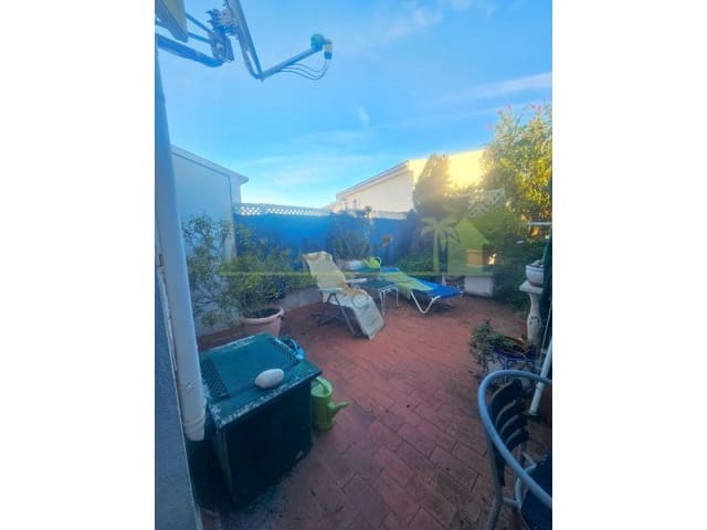 Casa de 4 habitaciones en Vinaròs en venta con garaje - 220.000 € (Ref: 9568908)