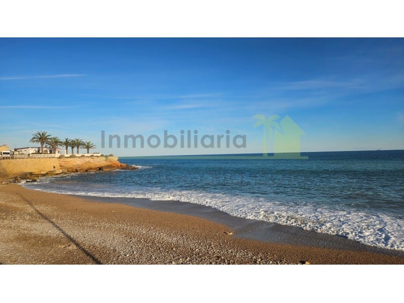 Casa de 4 habitaciones en Vinaròs en venta con garaje - 220.000 € (Ref: 9568908)