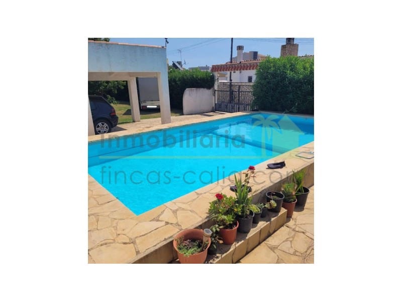 3 Zimmer Villa zu verkaufen in Vinaros mit Pool - 499.000 € (Ref: 9568909)