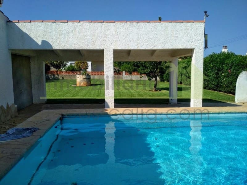 3 Zimmer Villa zu verkaufen in Vinaros mit Pool - 499.000 € (Ref: 9568909)