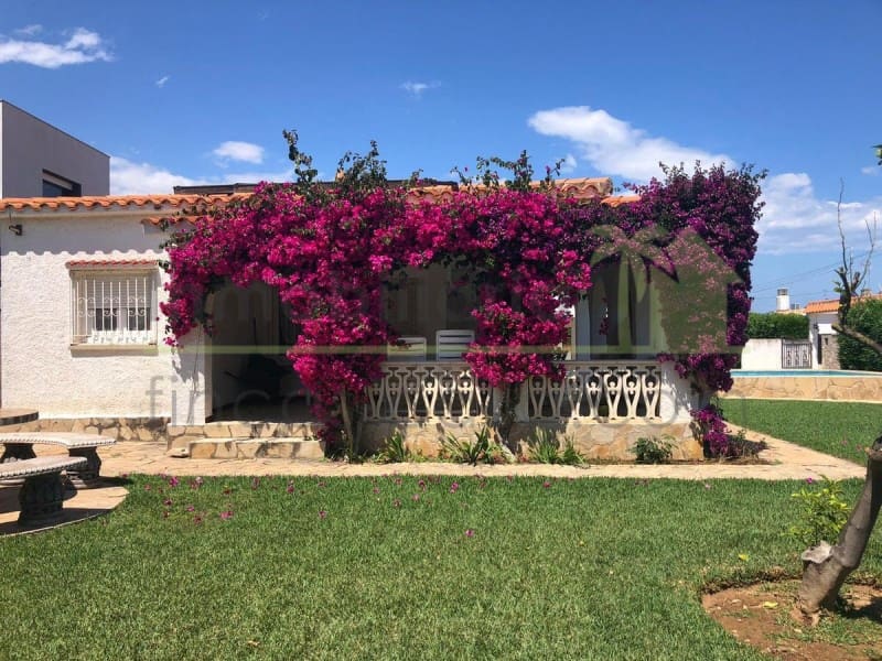 3 Zimmer Villa zu verkaufen in Vinaros mit Pool - 499.000 € (Ref: 9568909)