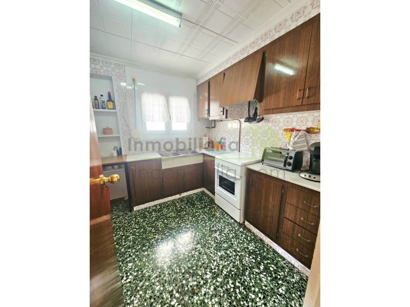 Chalet de 3 habitaciones en Vinaròs en venta con piscina - 499.000 € (Ref: 9568909)