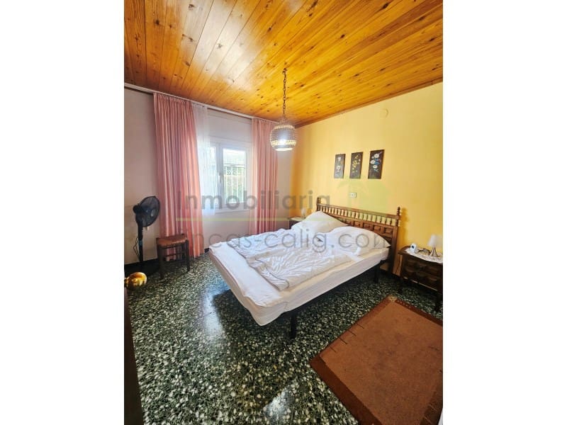 Chalet de 3 habitaciones en Vinaròs en venta con piscina - 499.000 € (Ref: 9568909)