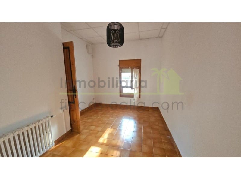 3 bedroom Villa for sale in Vinaros with pool garage - € 440,000 (Ref: 9568910)