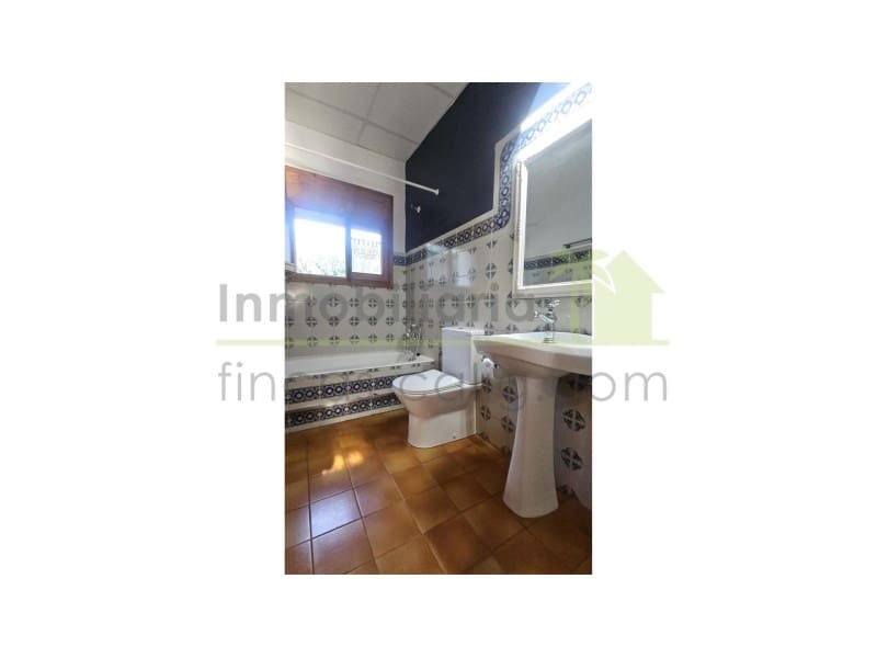 3 bedroom Villa for sale in Vinaros with pool garage - € 440,000 (Ref: 9568910)