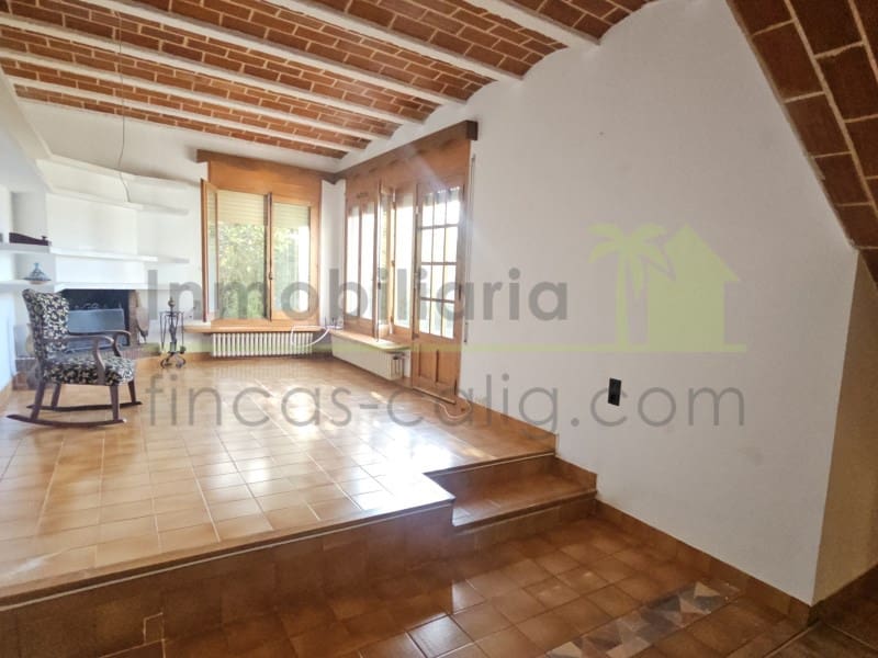 3 bedroom Villa for sale in Vinaros with pool garage - € 440,000 (Ref: 9568910)