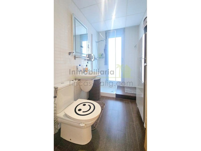 3 makuuhuone Huvila myytävänä paikassa Vinaros mukana uima-altaan 
autotalli - 445 000 € (Ref: 9568911)