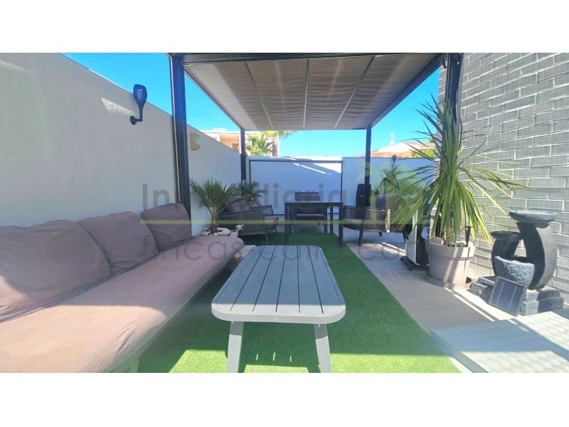 3 makuuhuone Huvila myytävänä paikassa Vinaros mukana uima-altaan 
autotalli - 445 000 € (Ref: 9568911)