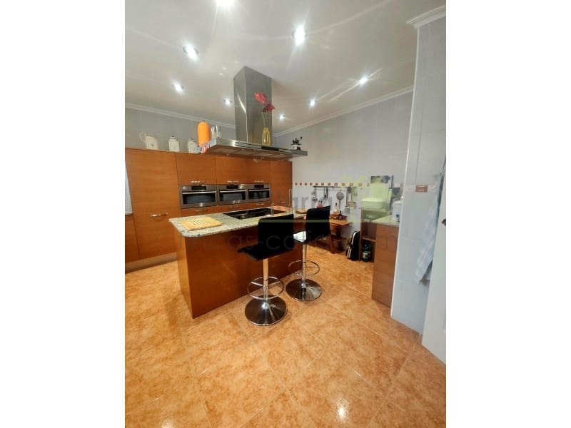 3 soveværelse Villa til salg i Vinaros med swimmingpool garage - € 390.000 (Ref: 9568912)