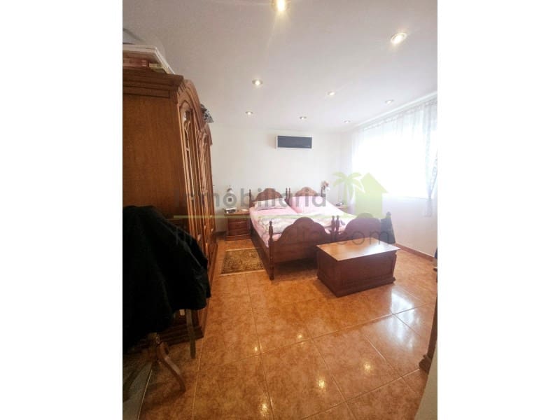 3 soveværelse Villa til salg i Vinaros med swimmingpool garage - € 390.000 (Ref: 9568912)