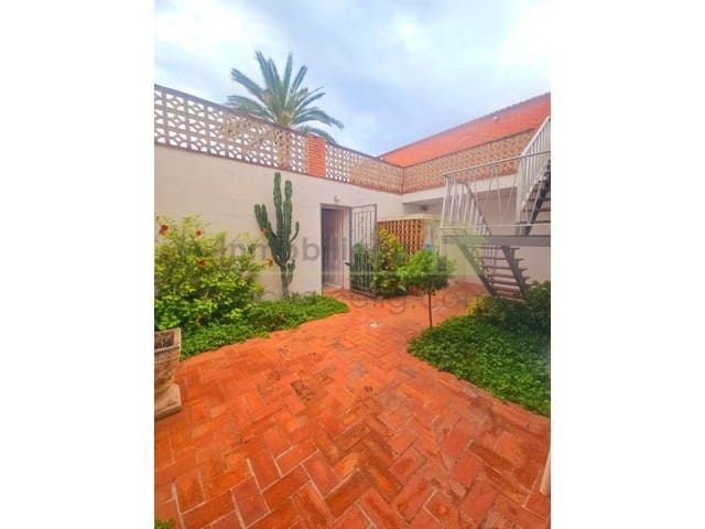 3 makuuhuone Omakotitalo myytävänä paikassa Vinaròs mukana 
autotalli - 189 000 € (Ref: 9568913)