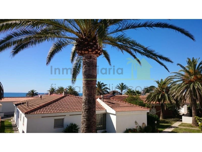 3 makuuhuone Omakotitalo myytävänä paikassa Vinaros mukana 
autotalli - 189 000 € (Ref: 9568913)