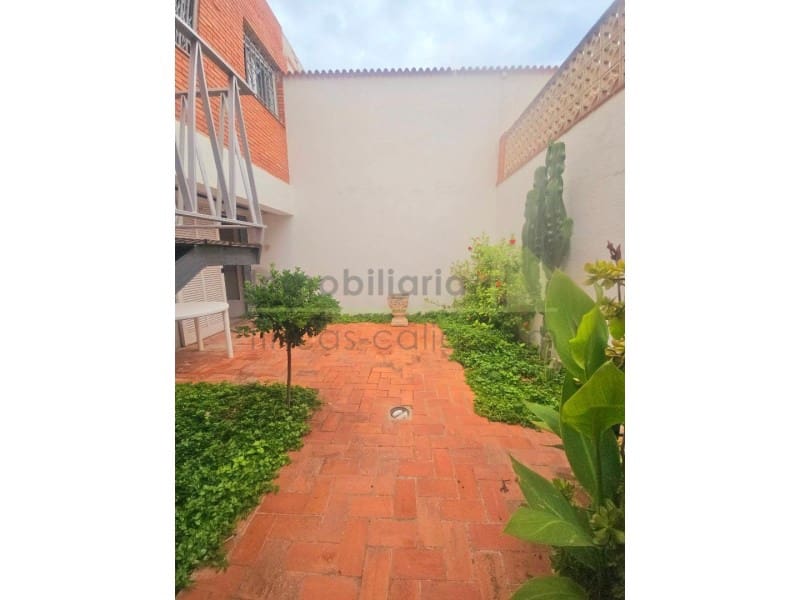 3 makuuhuone Omakotitalo myytävänä paikassa Vinaros mukana 
autotalli - 189 000 € (Ref: 9568913)