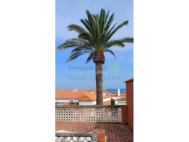 3 makuuhuone Omakotitalo myytävänä paikassa Vinaros mukana 
autotalli - 189 000 € (Ref: 9568913)