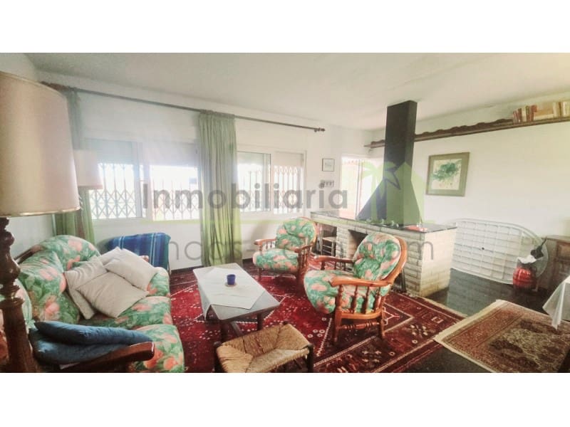 3 makuuhuone Omakotitalo myytävänä paikassa Vinaros mukana 
autotalli - 189 000 € (Ref: 9568913)