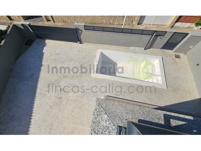 4 chambre Maison de Ville à vendre à Vinaròs avec piscine garage - 386 000 € (Ref: 9568914)
