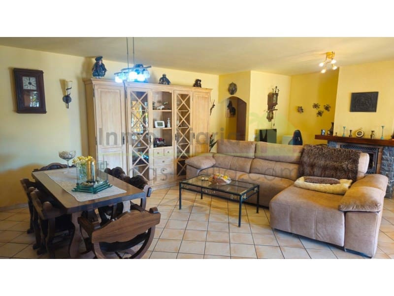 2 soveværelse Finca/Landehus til salg i Calig med garage - € 375.000 (Ref: 9568917)