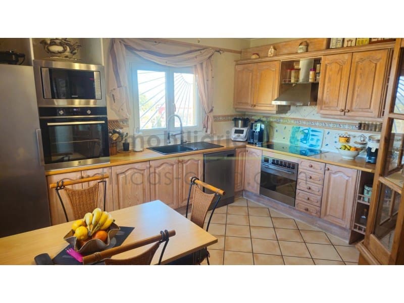 2 soveværelse Finca/Landehus til salg i Calig med garage - € 375.000 (Ref: 9568917)