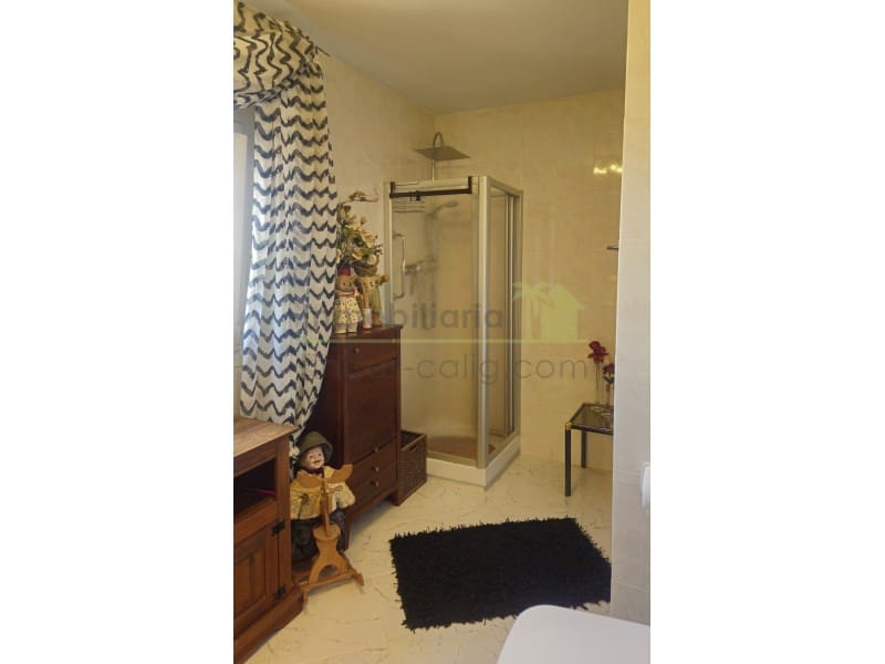 2 soveværelse Finca/Landehus til salg i Calig med garage - € 375.000 (Ref: 9568917)