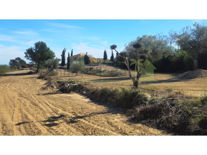 2 soveværelse Finca/Landehus til salg i Calig med garage - € 375.000 (Ref: 9568917)